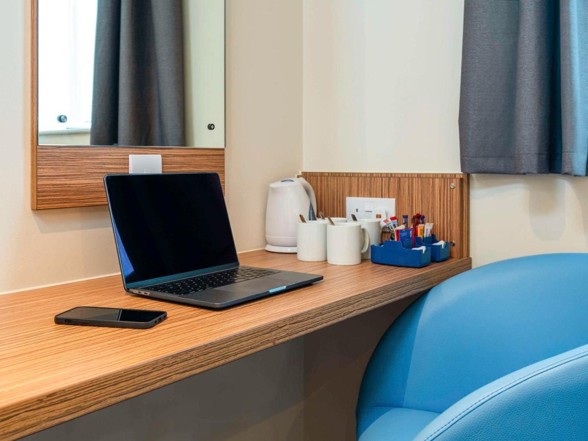 Ibis Budget London Bromley Town Centre Exterior photo