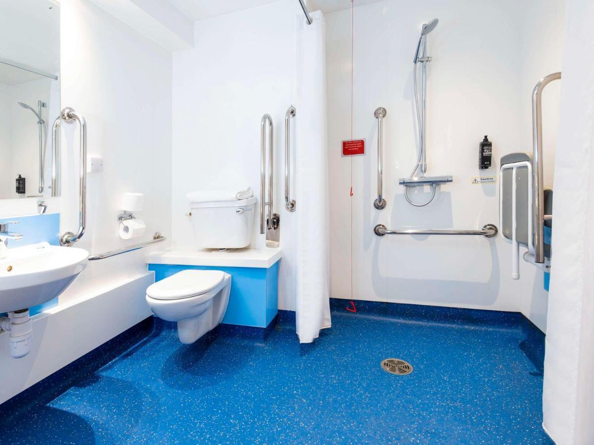 Ibis Budget London Bromley Town Centre Exterior photo